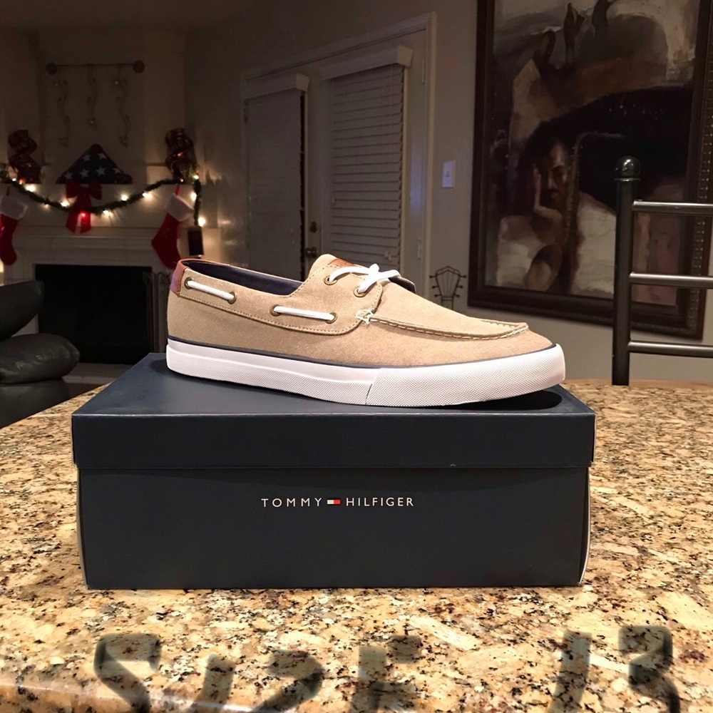 Tommy Hilfiger size 13..